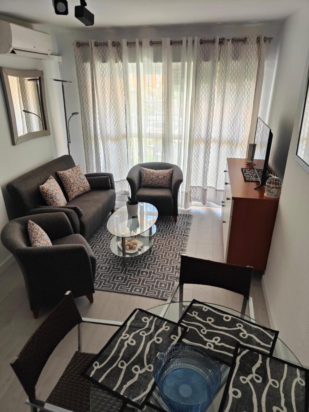 Agradable Duplex Terraza Virgen Del Rocio Apartment Seville Luaran gambar