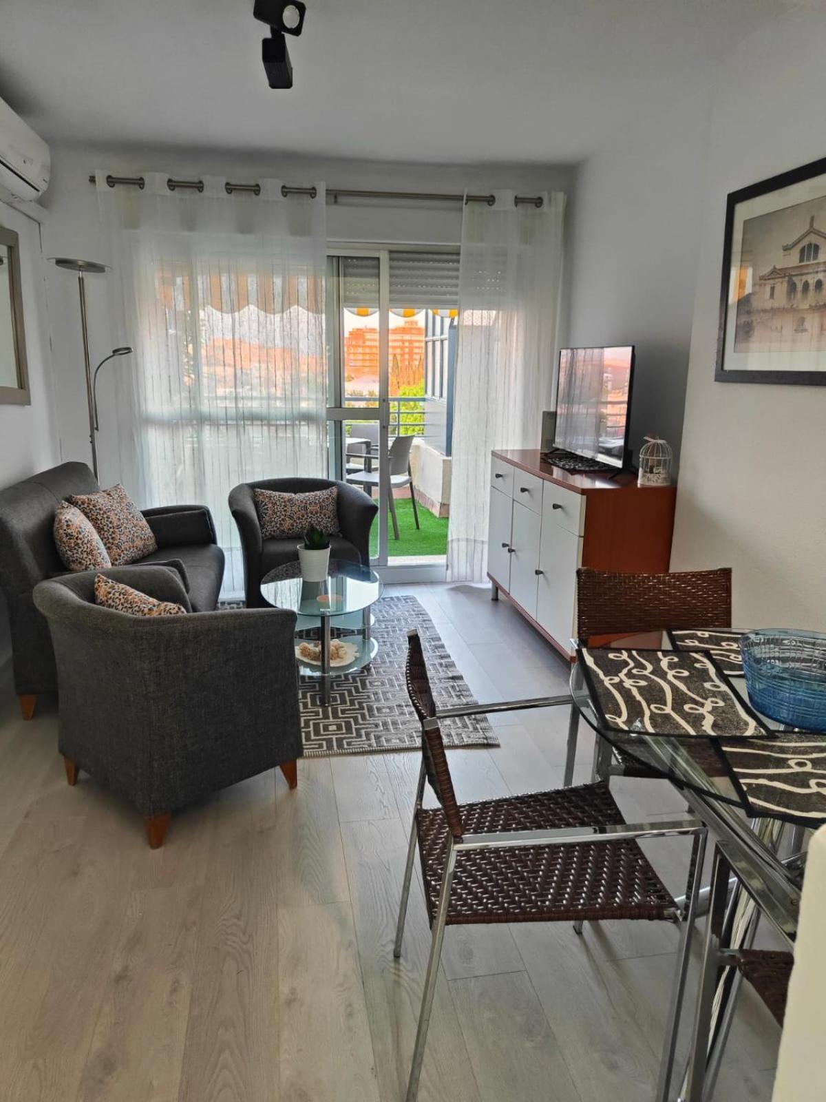 Agradable Duplex Terraza Virgen Del Rocio Apartment Seville Luaran gambar